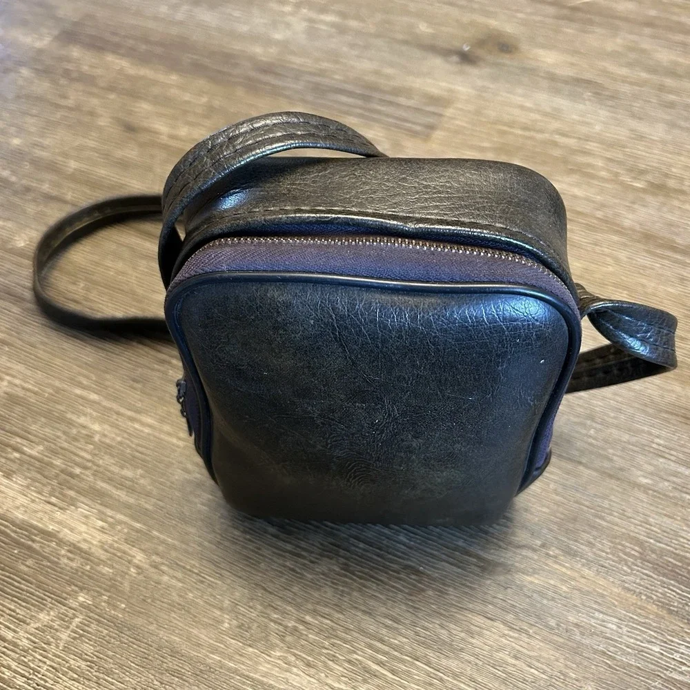 Vintage Kodak Brown Camera Case Shoulder Strap Zipper Leatherette Photography